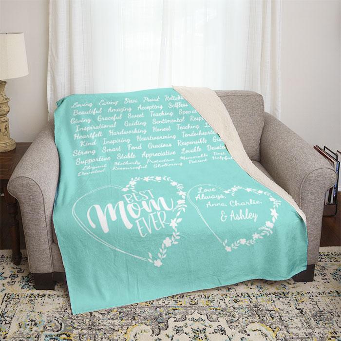 Best Mom Ever Words of Love Personalized Mom Throw Blankets