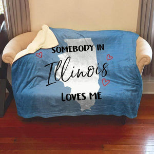 Somebody Loves Me (CUSTOM) Sherpa Blanket Blankets CustomCat Illinois 